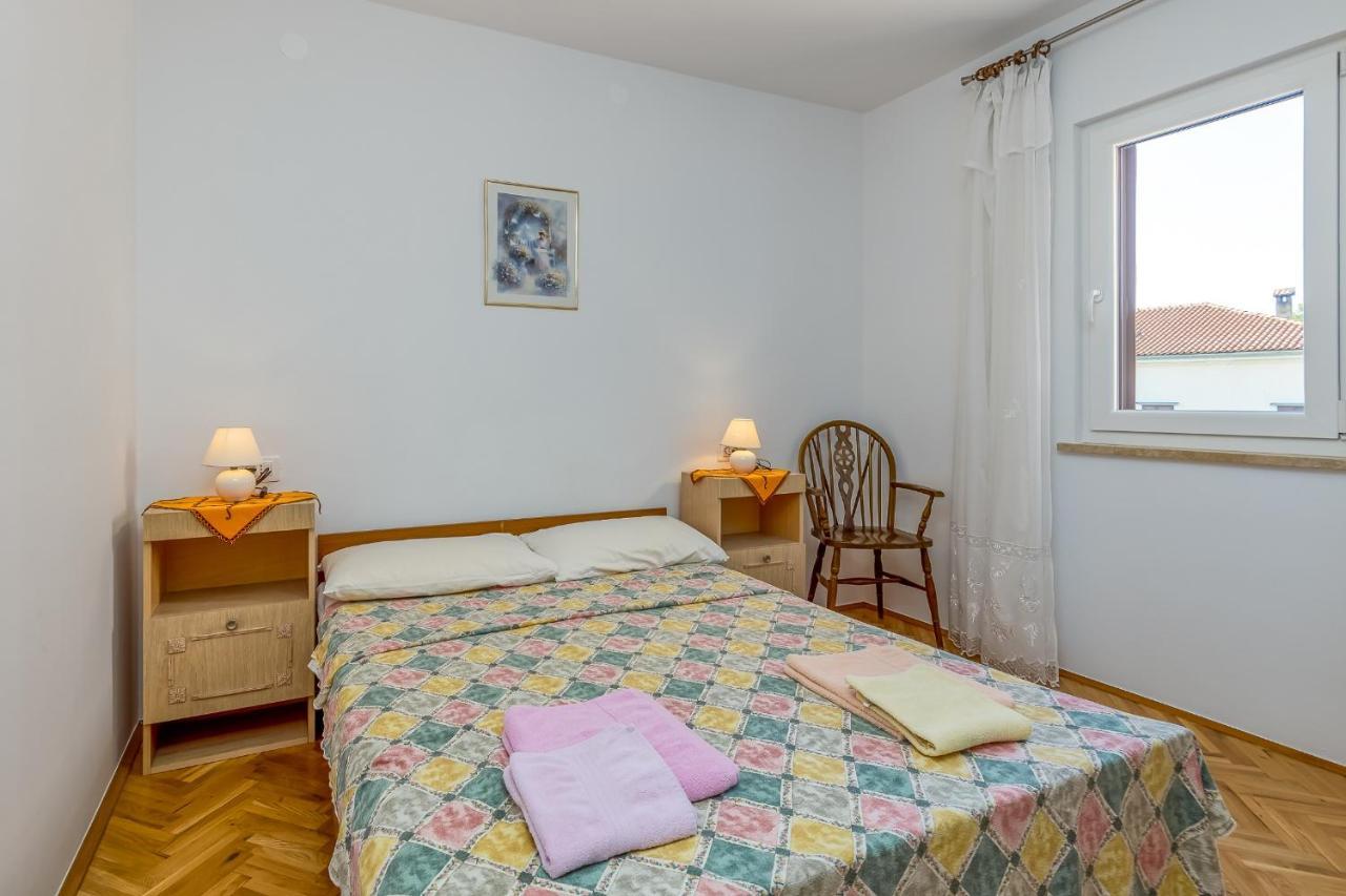 Apartment Complex Silva Ровінь Екстер'єр фото